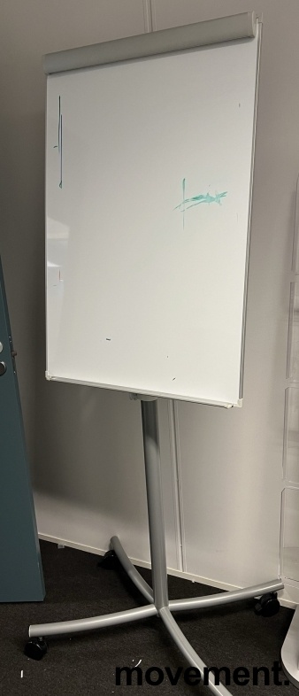 Solgt!Whiteboard på hjul /