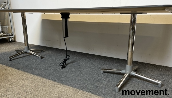 Solgt!Møtebord i varmgrått / krom fra - 2 / 3