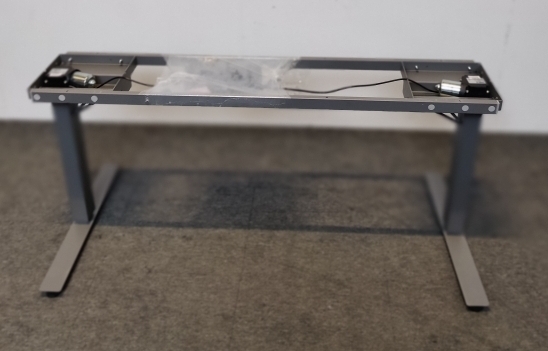 Understell til skrivebord med