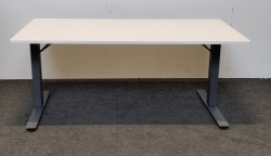 Skrivebord med elektrisk hevsenk i hvitt / grått fra EFG, 160x80cm pent brukt understell med NY plate