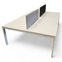 WorKit møtebord fra Vitra i hvitt, 240x160cm, passer 8-10 personer, pent brukt