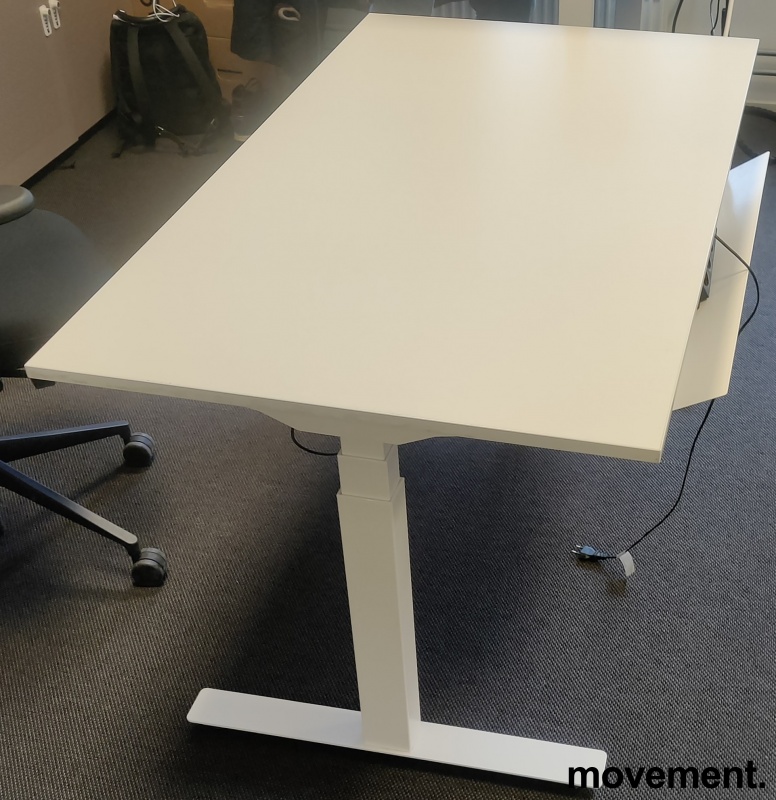 Solgt!Rektangulært skrivebord med - 1 / 2