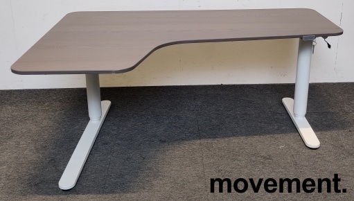 Solgt!IKEA Bekant elektrisk hevsenk i - 1 / 3