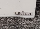 Whiteboard i hvitt glass fra Lintex, 200x100cm, vegghengt, magnetisk, pent brukt