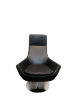 Loungestol i sort fra Swedese, modell Happy swing, design: Roger Persson, 78cm bredde, pent brukt