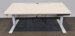 Skrivebord med elektrisk hevsenk i hvitt fra Horreds, 160x80cm, pent brukt