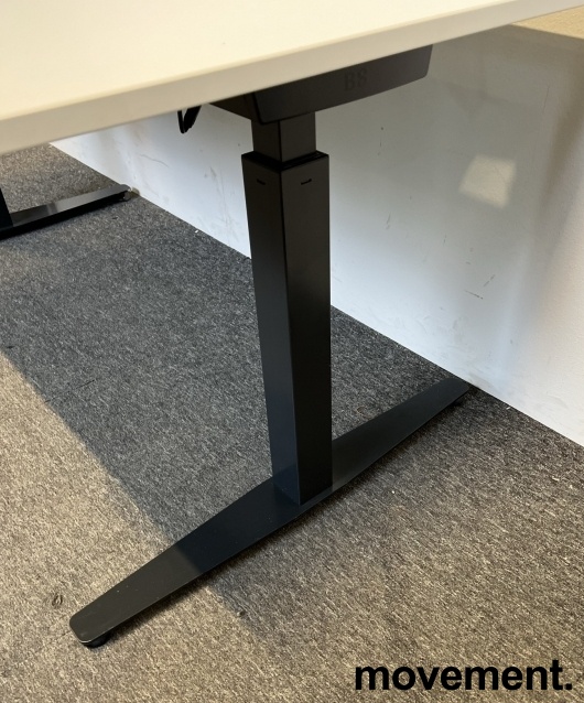 Solgt!Skrivebord med elektrisk hevsenk i - 3 / 3