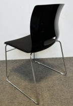 Konferansestol / stablestol i sort / krom fra Allermuir, modell Casper CS3, pent brukt