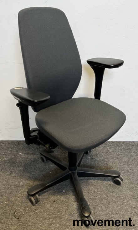 Solgt!Kontorstol: Kinnarps 9000-serie i - 1 / 2