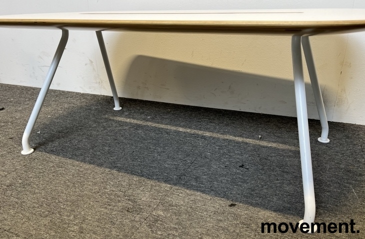 Solgt!Loungebord / sofabord i hvitt fra - 2 / 2
