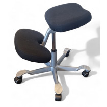Håg Balans Vital ergonomisk knestol / kontorstol i sort stoff, NYTRUKKET, grått understell, pent brukt