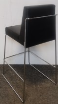 Barkrakk / barstol fra Capdell i sort skinnimitasjon  / krom, 70cm sittehøyde, pent brukt