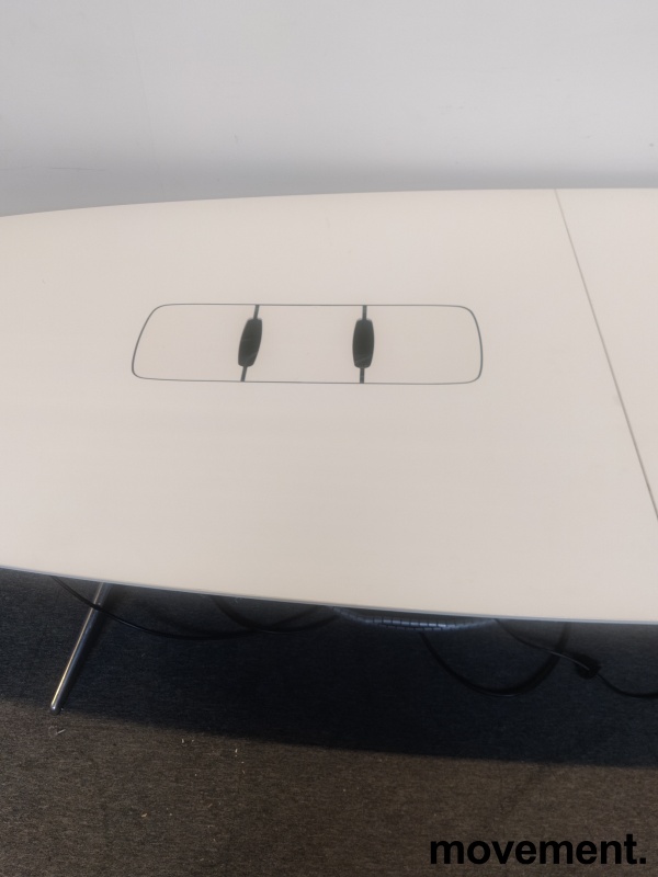 Solgt!Lekkert møtebord i hvitt med - 3 / 3