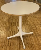 Lite, rundt loungebord i hvitt fra Vitra, Nelson Table, Ø=43cm, pent brukt