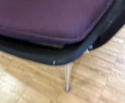 Slow Chair by Ronan & Erwan Bouroullec, sort mesh / lilla sittepute, Vitra, brukt med noe kosmetisk småtteri