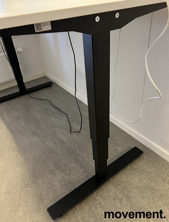Solgt!Skrivebord med elektrisk hevsenk i - 2 / 4