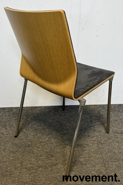 Solgt!Konferansestol fra ForaForm, modell - 2 / 3