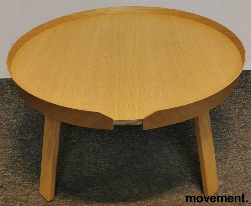 Solgt!Loungebord i eik finer fra Muuto, - 1 / 2