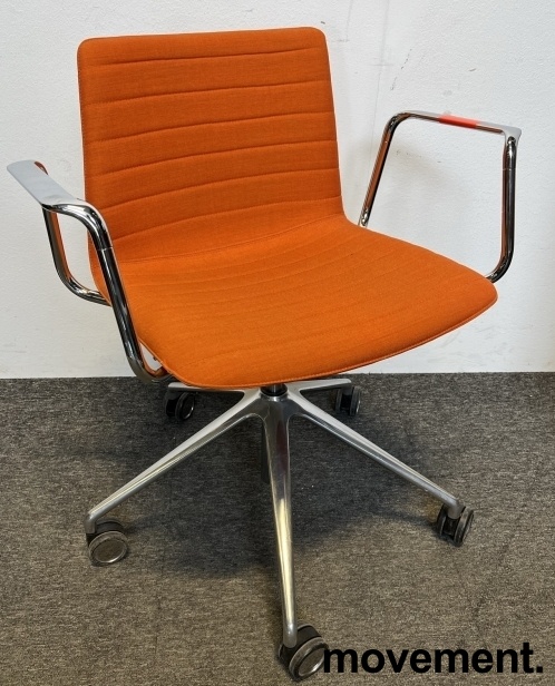 Solgt!Konferansestol på hjul i orange - 1 / 2