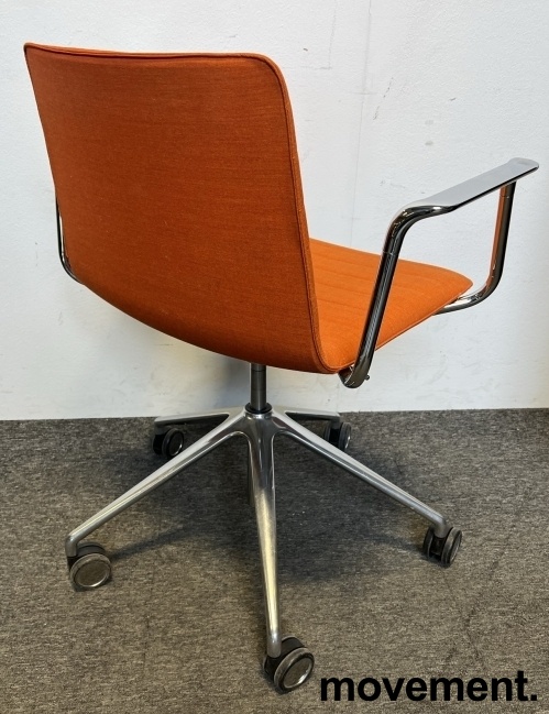 Solgt!Konferansestol på hjul i orange - 2 / 2