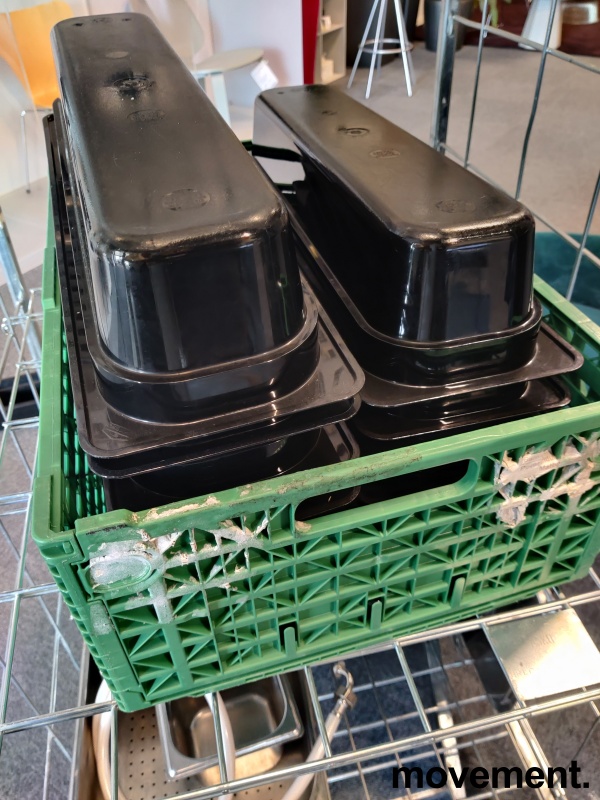 Solgt!Gastronorm / GN-bakker / GN-fat i - 1 / 2