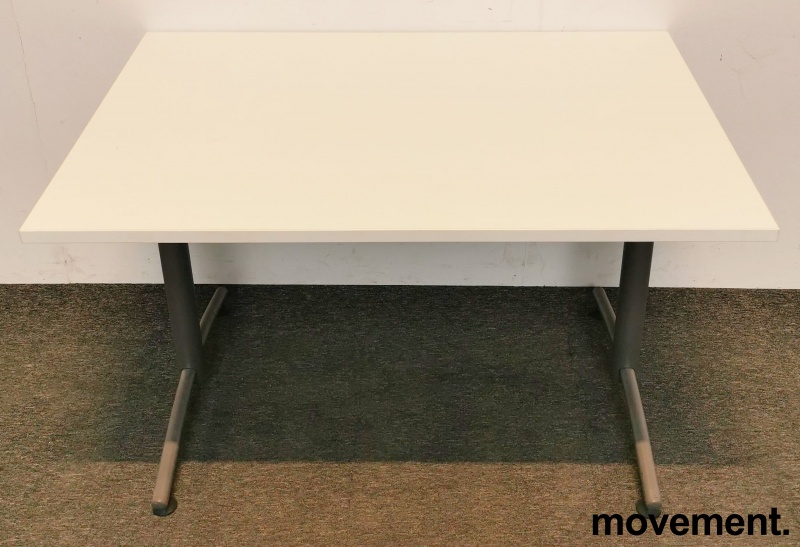 Kompakt møtebord / kantinebord i - 2 / 3