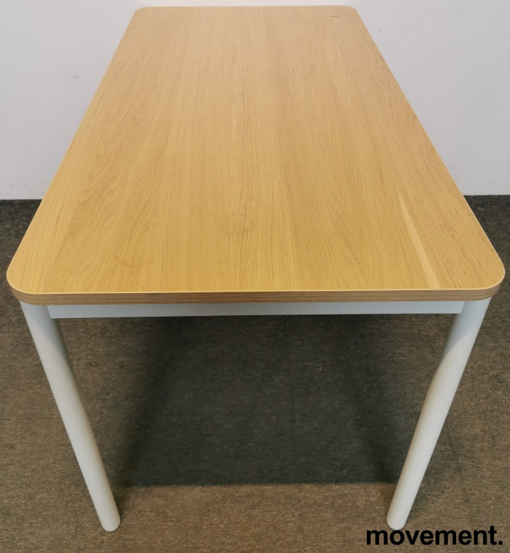 Rektangulært 130x70cm bord i - 2 / 2