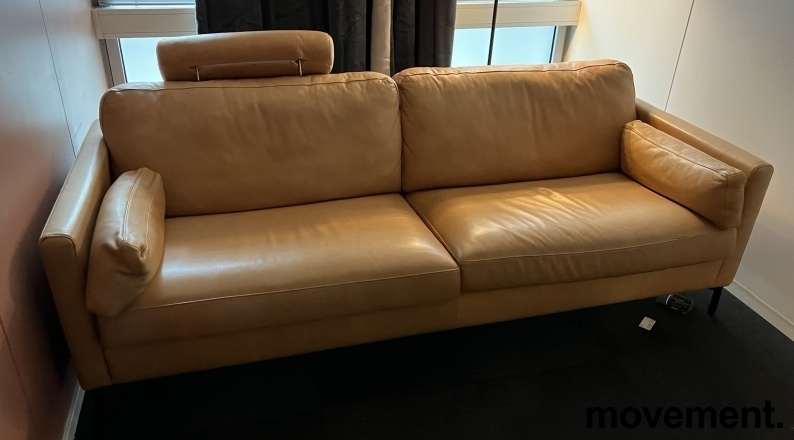 Solgt!3-seter sofa i brunt skinn fra - 1 / 2