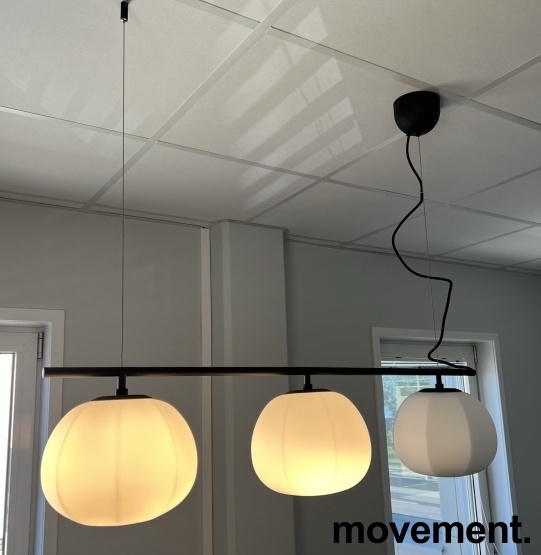 Solgt!Taklampe med 3 kupler fra Fogia, - 2 / 2