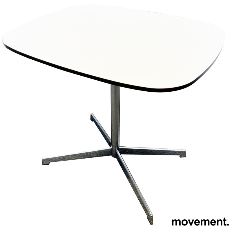 Solgt!Loungebord / kaffebord i hvitt fra - 1 / 3
