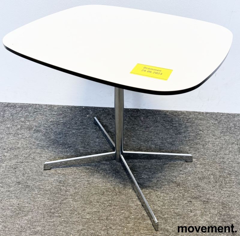Solgt!Loungebord / kaffebord i hvitt fra - 3 / 3