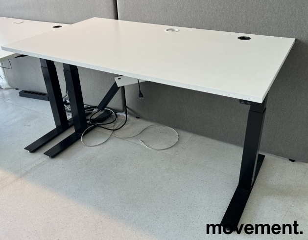 Solgt!Skrivebord med elektrisk hevsenk i - 2 / 4