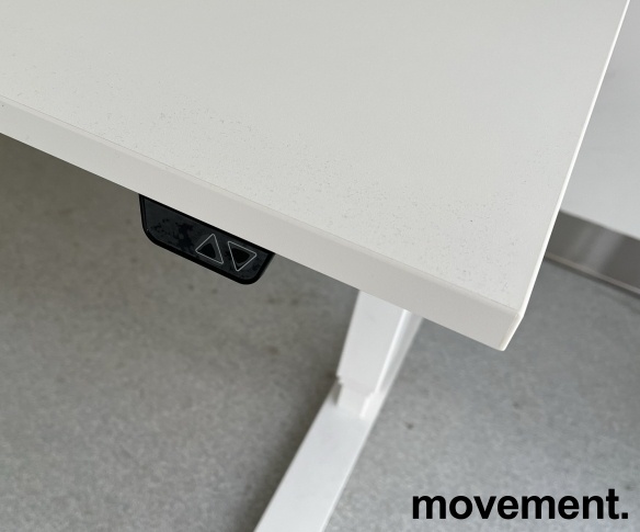Solgt!Skrivebord med elektrisk hevsenk i - 3 / 3