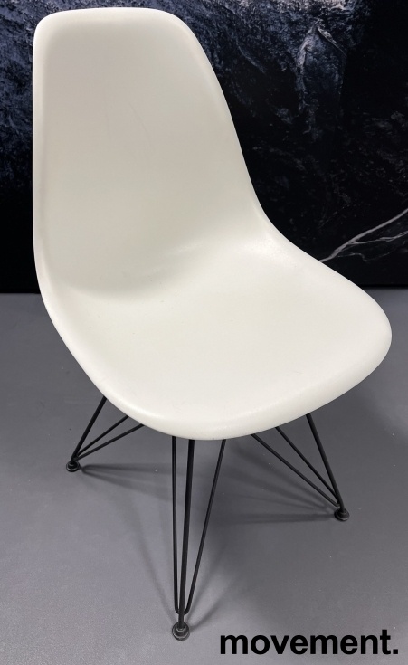 Solgt!Vitra DSR besøksstol i hvitt / - 1 / 2
