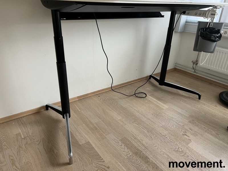 Solgt!Understell med elektrisk hevsenk - 2 / 3