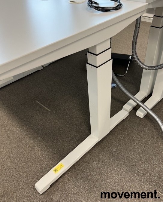Solgt!Skrivebord med elektrisk hevsenk i - 3 / 3