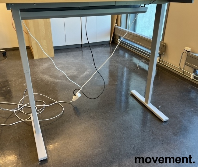 Solgt!Understell for skrivebord med - 2 / 3