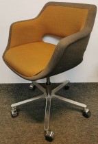 Martela Kilta kontorstol på hjul i Sennepsgult / grått stoff, design: Olli Mannermaa, pent brukt