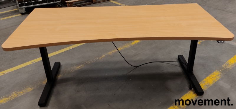 Solgt!Skrivebord med elektrisk hevsenk - 2 / 5