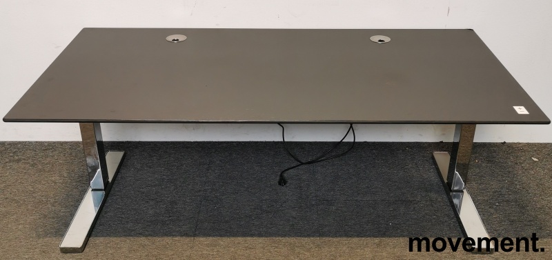 Solgt!Skrivebord med elektrisk hevsenk i - 5 / 5