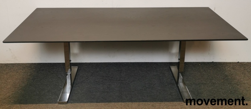 Solgt!Skrivebord i sort eik / krom fra - 2 / 4