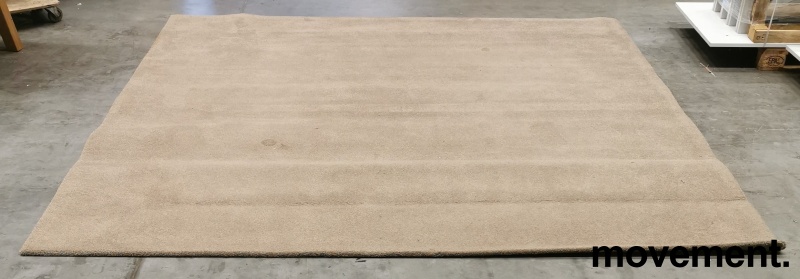 Solgt!Gulvteppe i lys beige,  300x300cm, - 1 / 3
