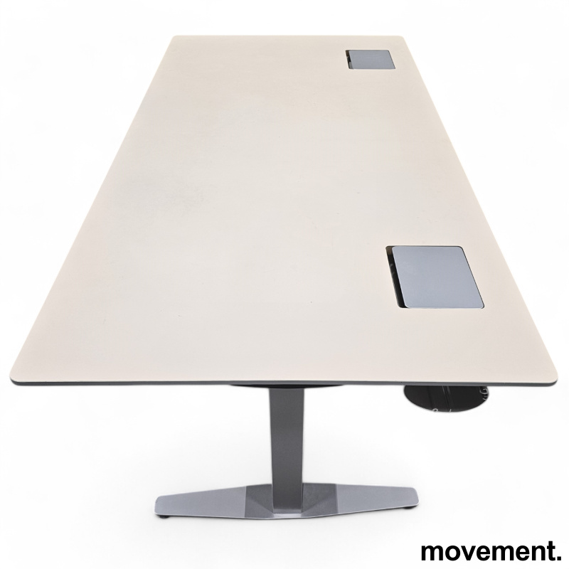 Solgt!Duba B8 S4000 skrivebord med - 3 / 3