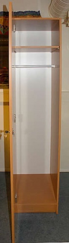 Solgt!Garderobeskap/ høyskap i bøk, 40cm - 2 / 2