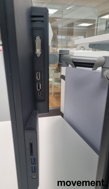 Solgt!Skjermoppsett med 2 stk Benq 32toms - 4 / 9