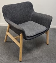 Loungestol i mørk grå / ask fra IKEA, modell Vedbo, pent brukt