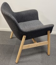 Loungestol i mørk grå / ask fra IKEA, modell Vedbo, pent brukt