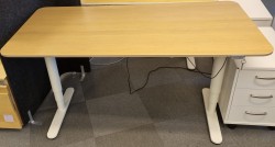 IKEA Bekant elektrisk hevsenk i eik / hvitt, 160x80cm, pent brukt