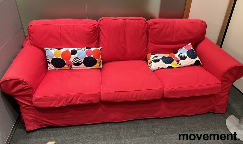 Solgt!Ikea Ektorp sofa 3seter i rødt - 1 / 2