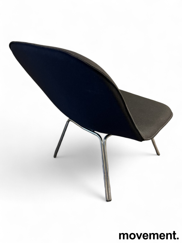 Loungestol i grått stoff / krom fra - 2 / 2